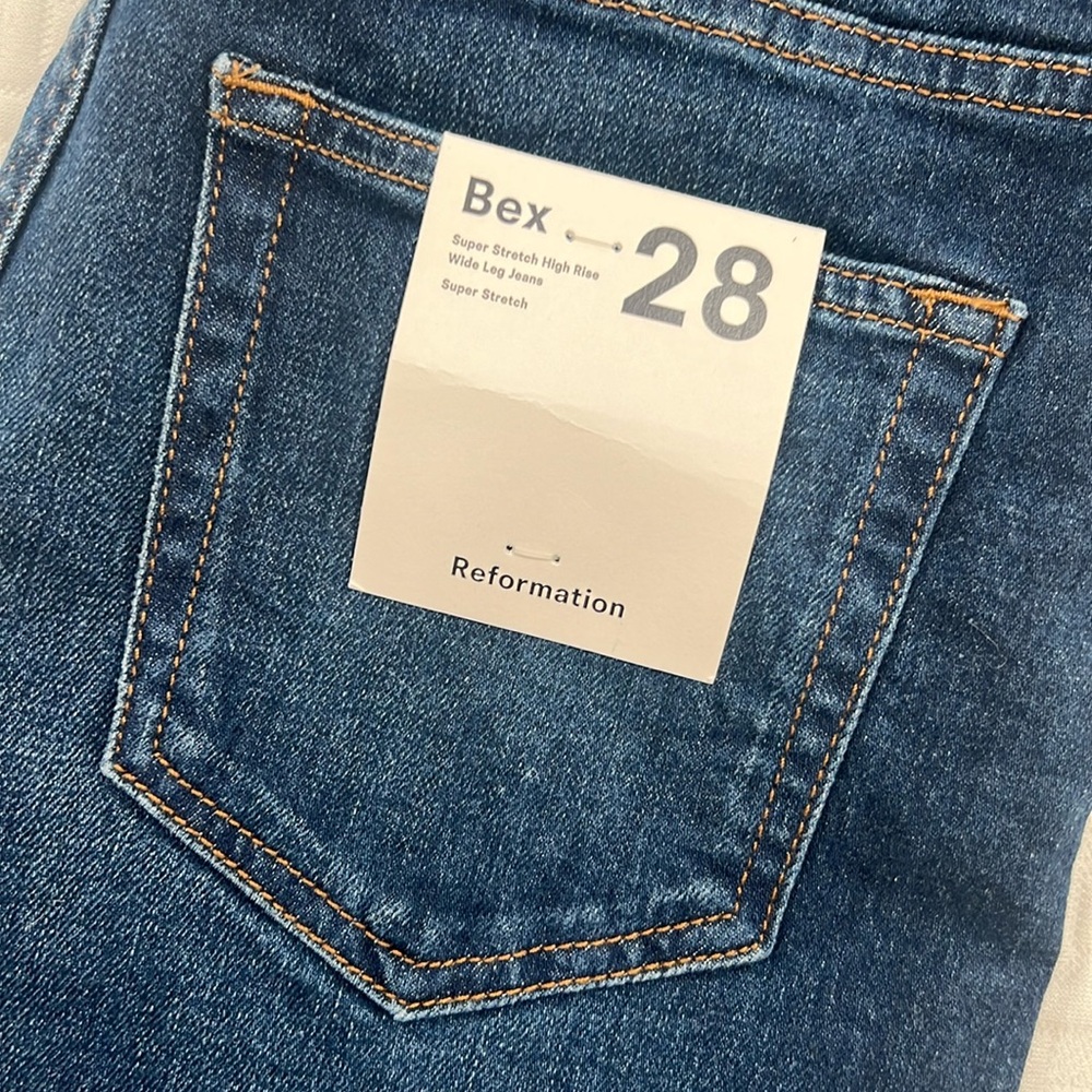 Reformation- NWT - Bex Super Stretch High Rise Wide Leg Jeans - Size 28